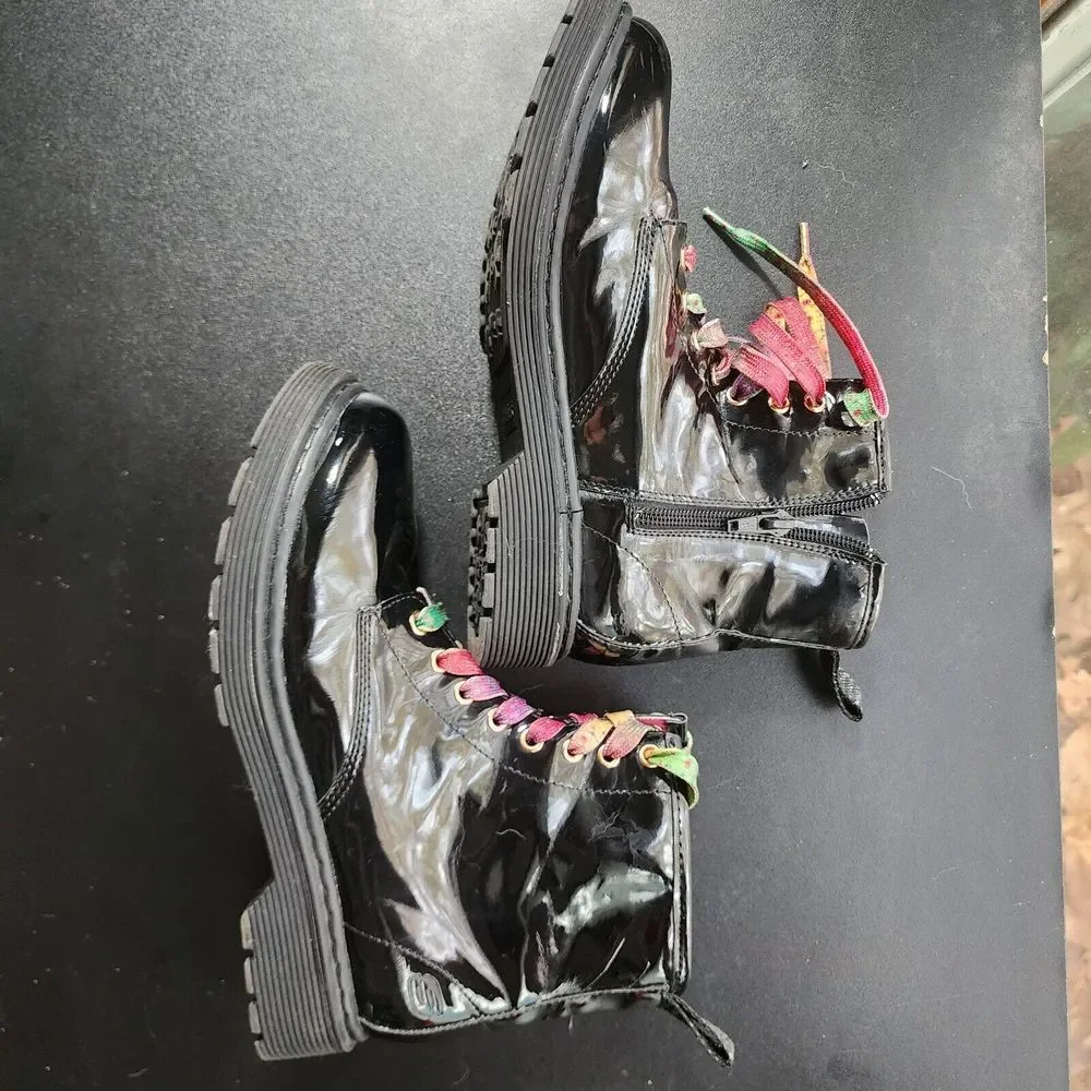 Skechers Woman Girls Teen Spirit 6 Eye Padded Collar Sz 4 Rainbow Laces‎ 90s